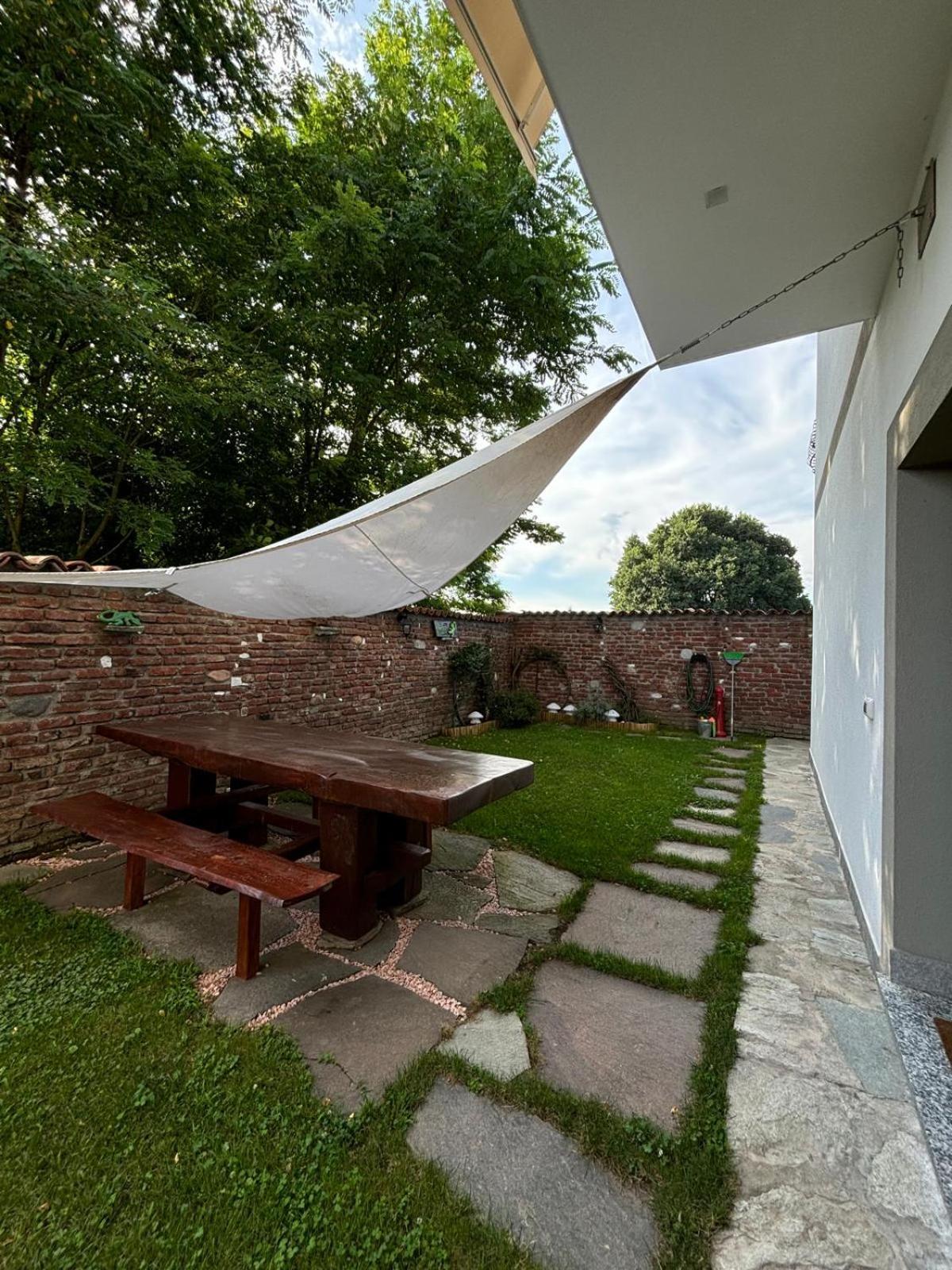 Bnbook Il Geco Olgiate Olona Exterior photo